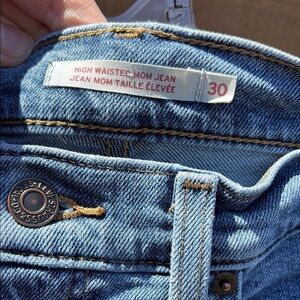 Levi’s High Waisted Mom Jeans